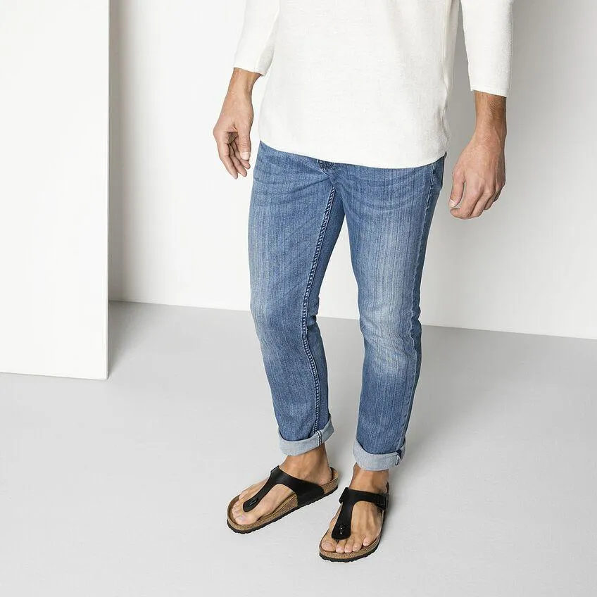 Birkenstock Gizeh Black Leather