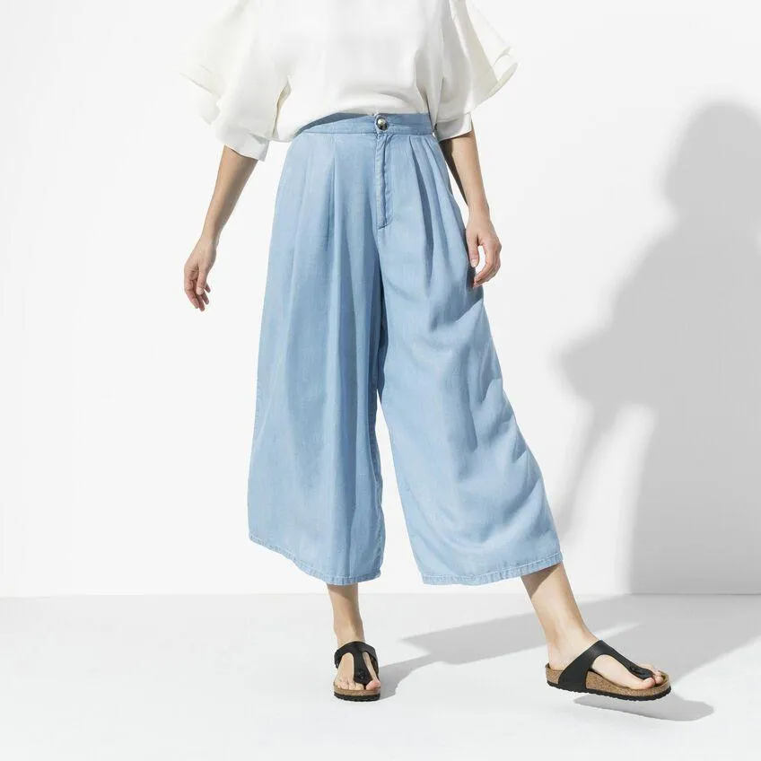 Birkenstock Gizeh Black Leather